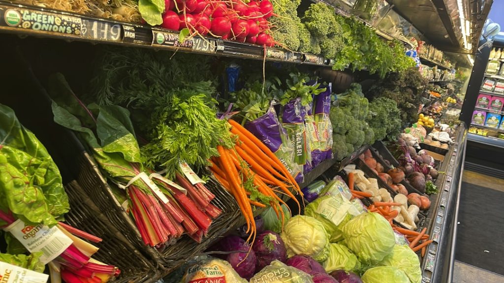 Organic vegetables at a grocery store